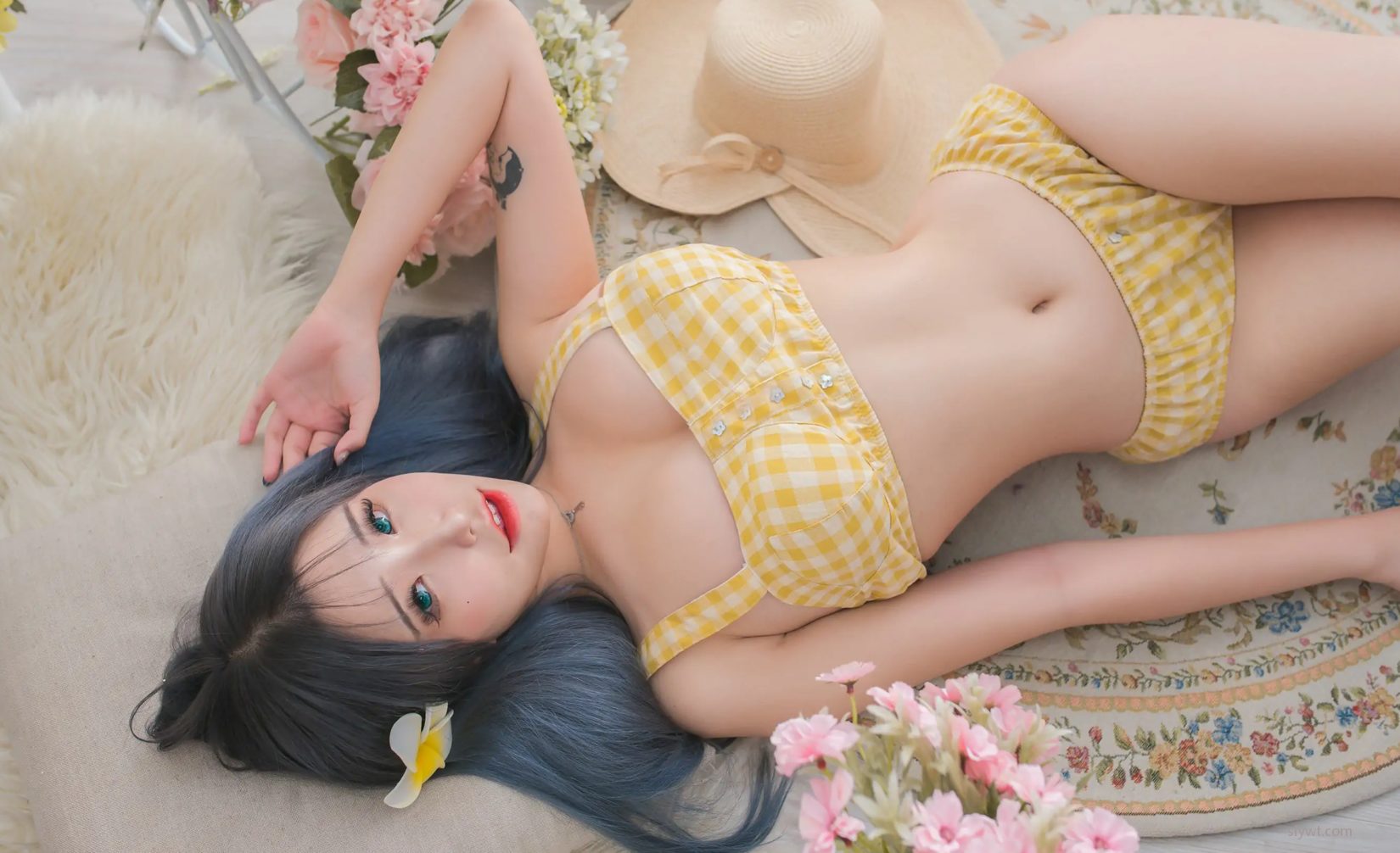  ģ ͼ Lily) (16P) September [COS] Yellow (Plant cosӰ P.3