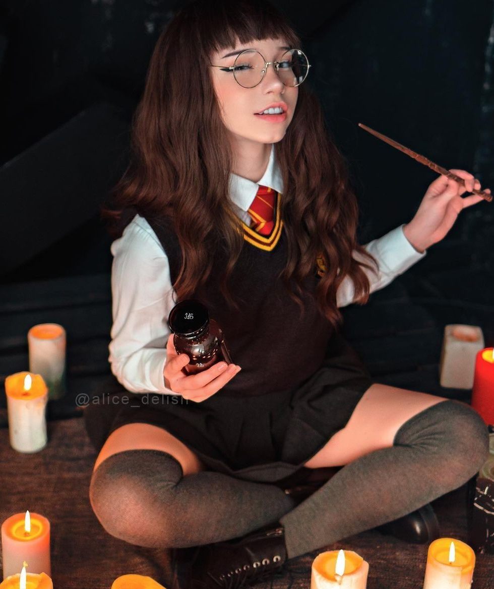 Delish coserӰ Moaning Myrtle ģ ͼ Alice P.1 